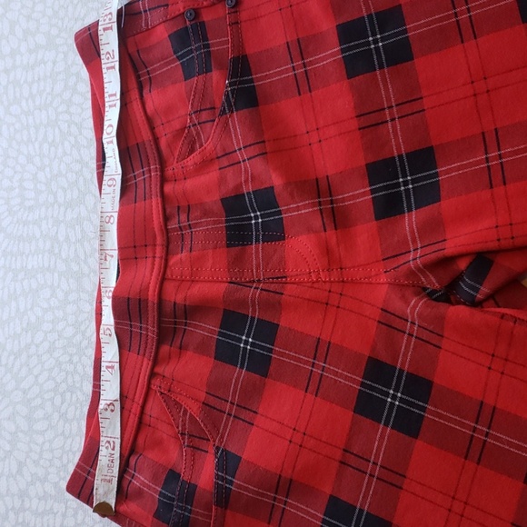 Sanctuary Grease Red/Black Plaid Leggings Size S - NWOT - Picture 7 of 9